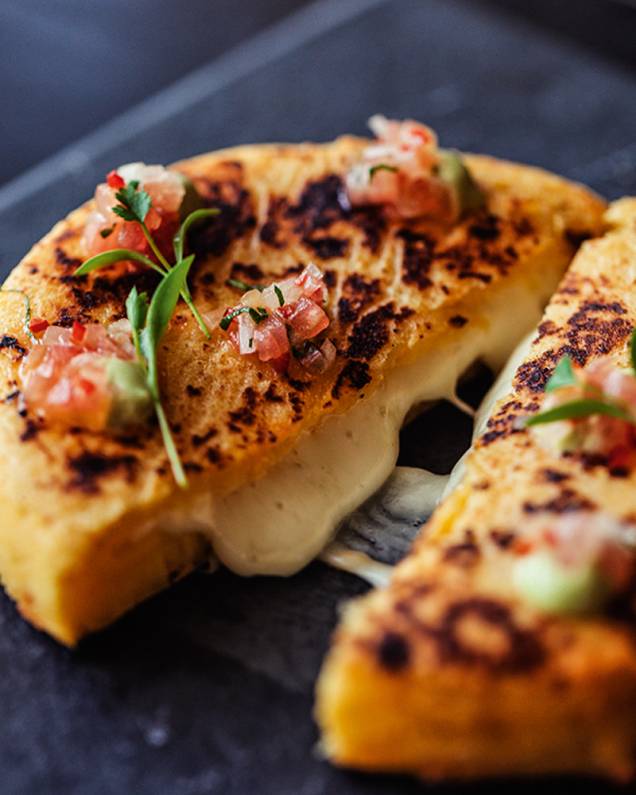 Saltas & Tapas: arepa de queijo Saltas & Tapas: arepa de queijo