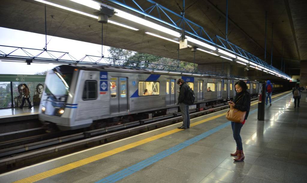 Entidades fazem plebiscito contra privatização da Sabesp, CPTM e Metrô