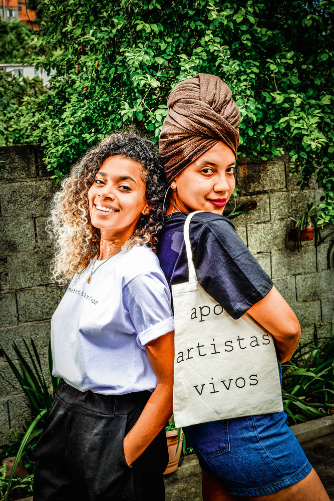 Irmãs criam marca de camisetas que enaltece cultura negra