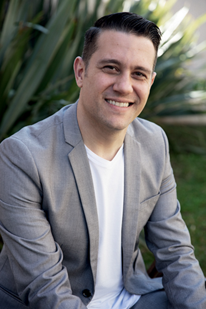 a tal felicidade luiz gaziri Luiz Gaziri é autor do livro A Ciência da Felicidade, consultor empresarial e professor de pós-graduação na FAE Business School.