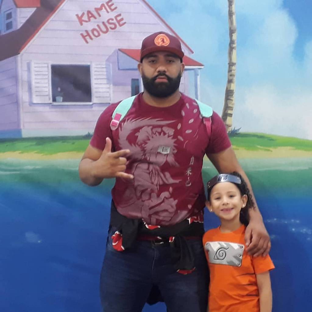animes loading O lutador Diego e a filha Helena no Anime Friends em 2019: fãs de carteirinha das animações