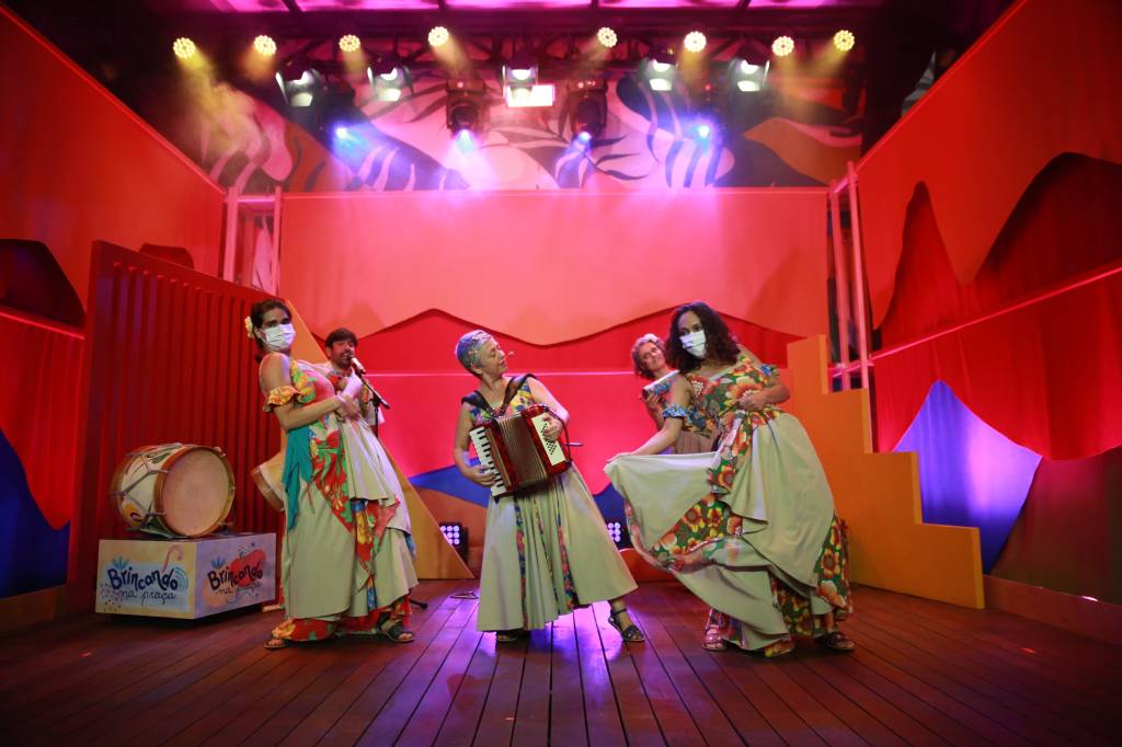 Festival Brincando na Praça exibe mais de trinta atrações infantis