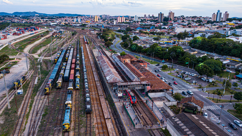 Governo de SP lança edital para trem de São Paulo a Campinas