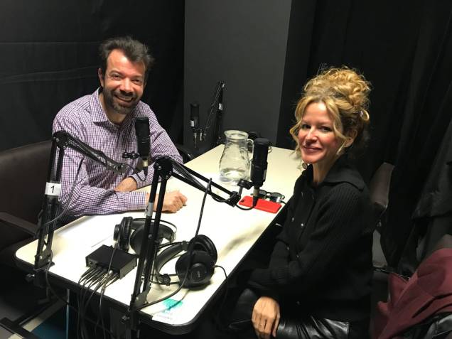 Raul Juste Lores e Carol Bueno na gravação do podcast SPSonha Raul Juste Lores e Carol Bueno na gravação do podcast SPSonha