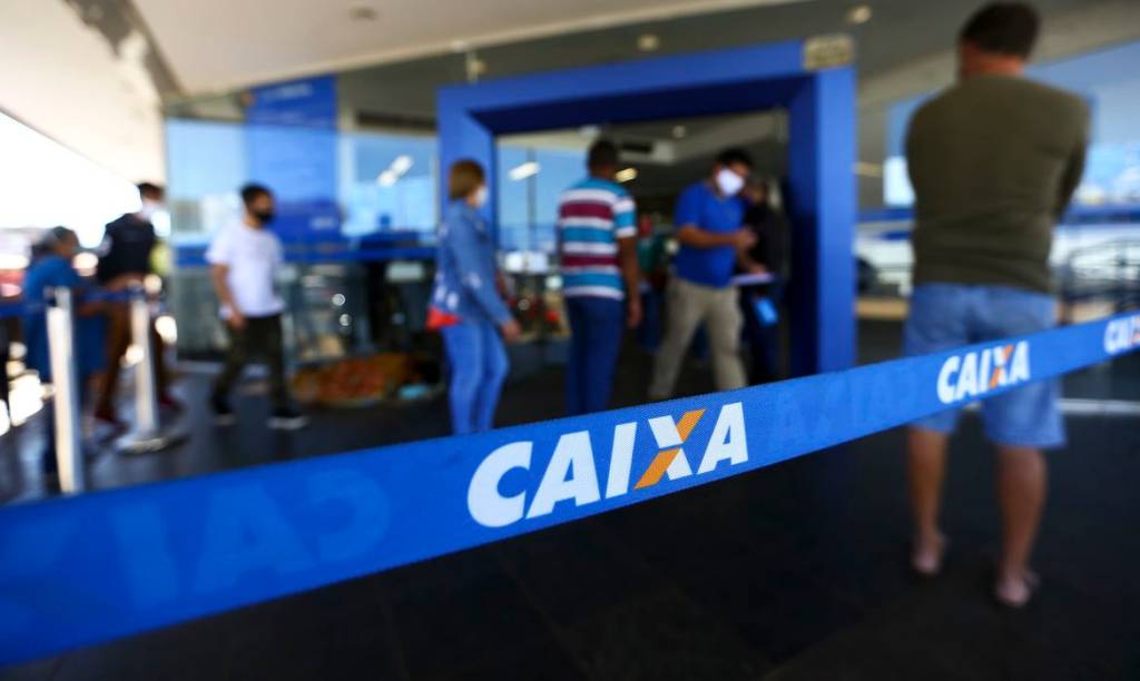 Caixa lança vagas para concursos de TI, técnico bancário e nível superior