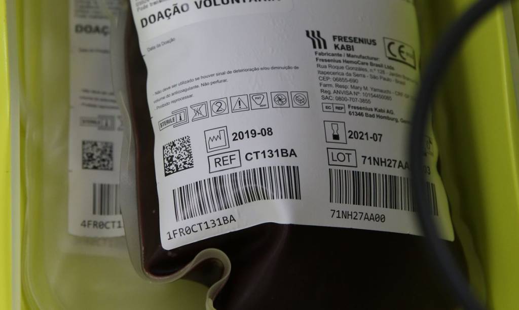 Senado proíbe discriminação a doadores de sangue homossexuais