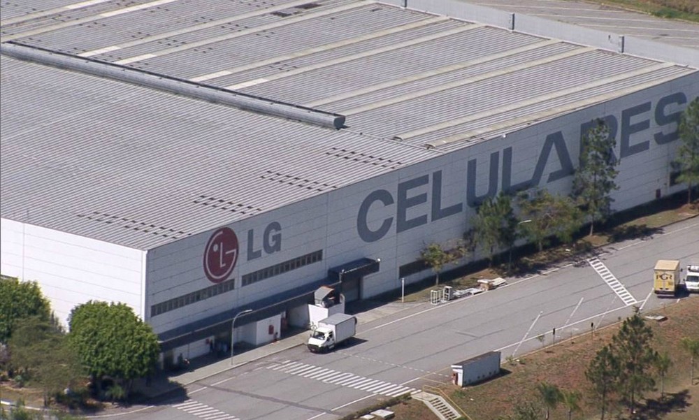 foto aérea da fábrica da LG em Taubaté