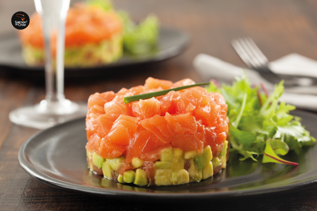 Tartar de salmão com abacate