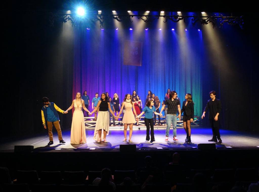 Escola de arte abre curso de montagem de ‘Les Miserables’ para crianças