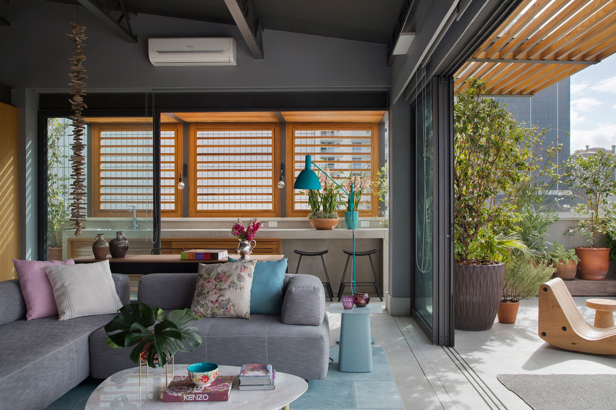 Cobertura duplex no Rio de Janeiro possui &aacute;rea &iacute;ntima de 151 m&sup2;