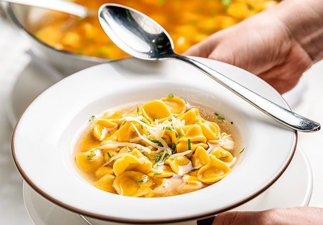 Quatro endereços para provar capelete in brodo