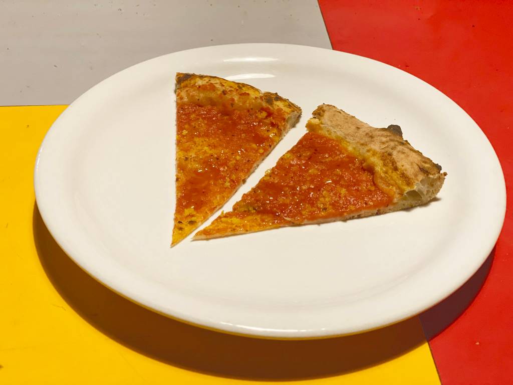 Com jeito de galpão meio bagunçado, Bocada’s serve boas pizzas que fogem do óbvio