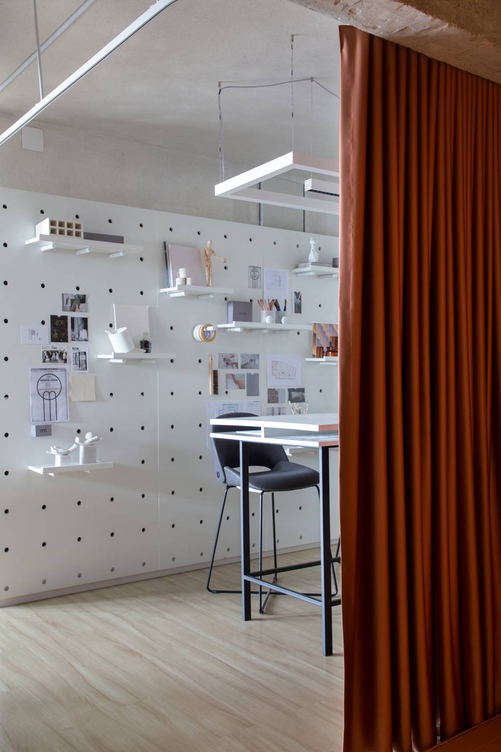 CA_9125-1 No icônico Edifício Itália, Melina Romano projeta seu novo escritório