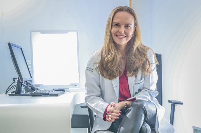 “Sabia de tudo que podia dar errado”, diz mastologista que enfrentou câncer de mama