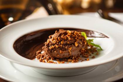 Gero Gero: o italiano do Grupo Fasano sugere polpettine com purê. No arremate, musse de chocolate