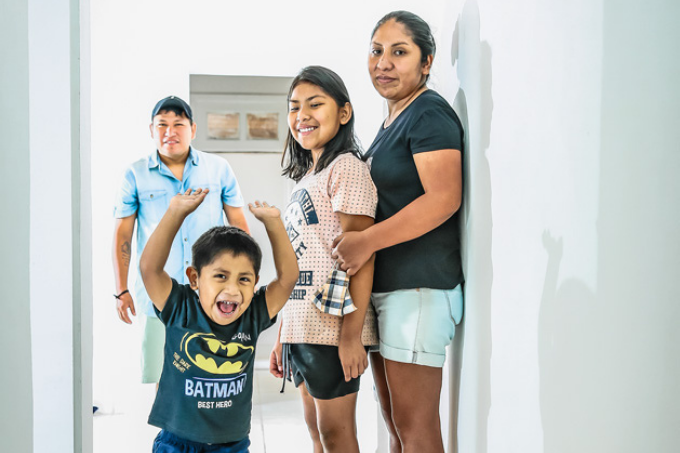 Projeto tira famílias de cortiços para viver em imóvel reformado e compartilhado