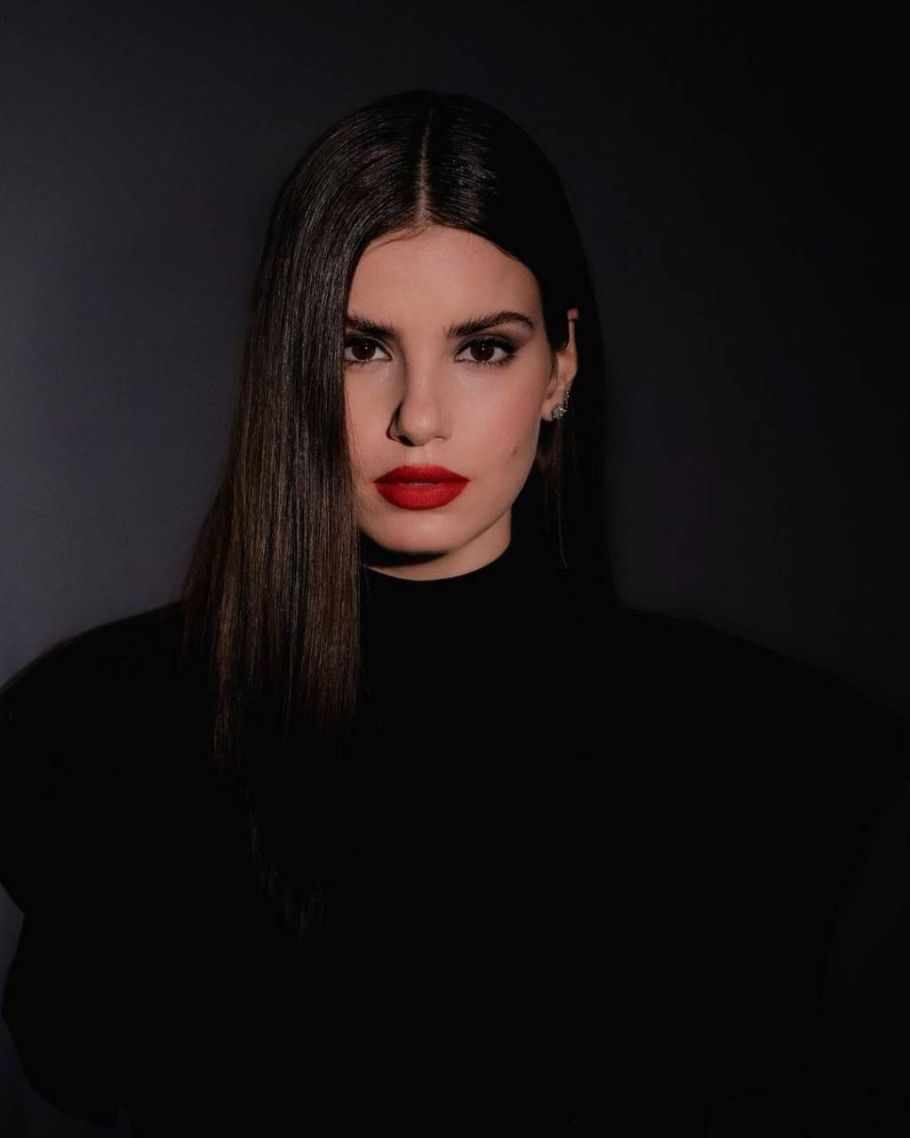 “Tentei ter razão, mas a saúde mental venceu”, diz Camila Queiroz