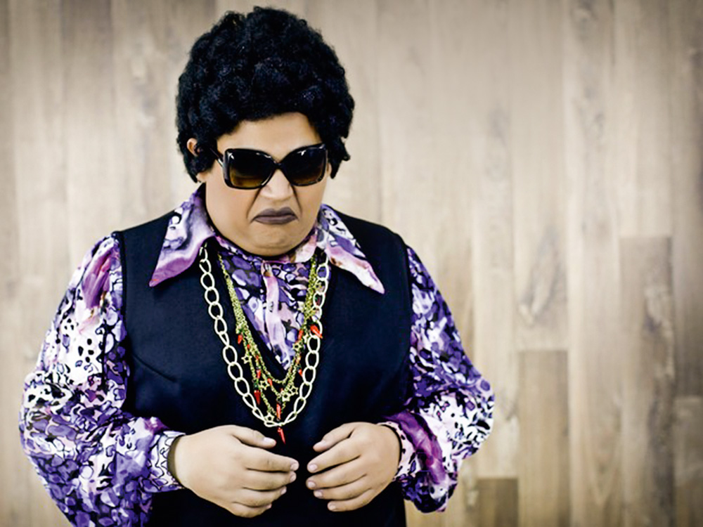 “Não estou tomando o lugar de uma atriz”, diz ator que vive Aracy de Almeida