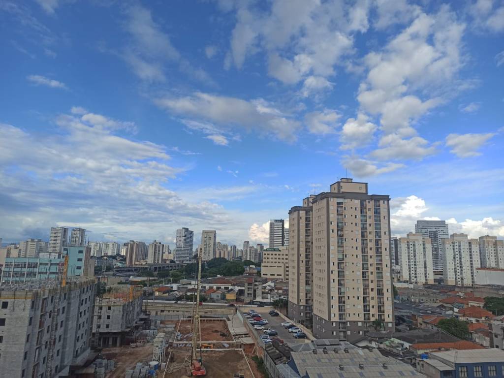 Veja o que abre e o que fecha durante o carnaval na cidade de SP