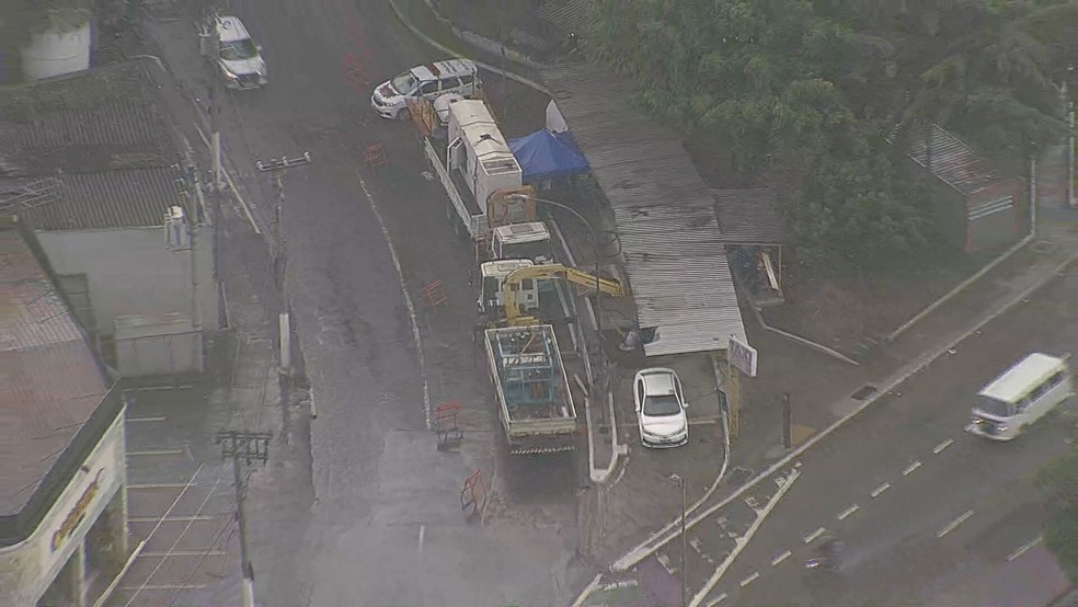 Explosão em canteiro de obras deixa feridos na Zona Oeste de SP