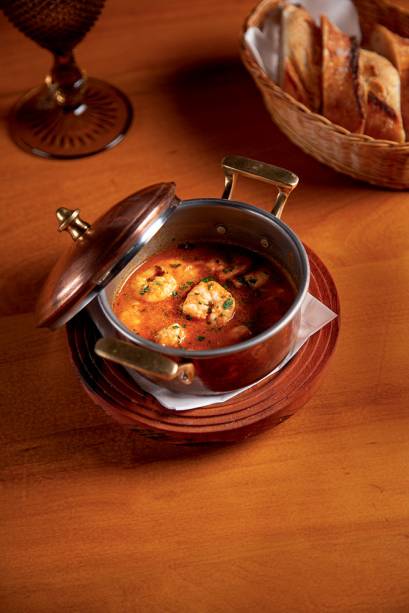 Camarão al pil-pil: um dos "tapeos" do menu Camarão al pil-pil: um dos "tapeos" do menu