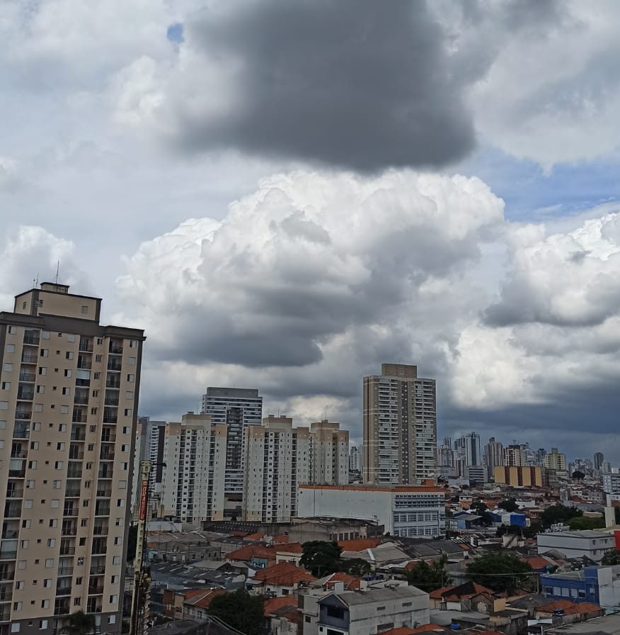 Frente fria muda a temperatura; veja a previsão dos próximos dias