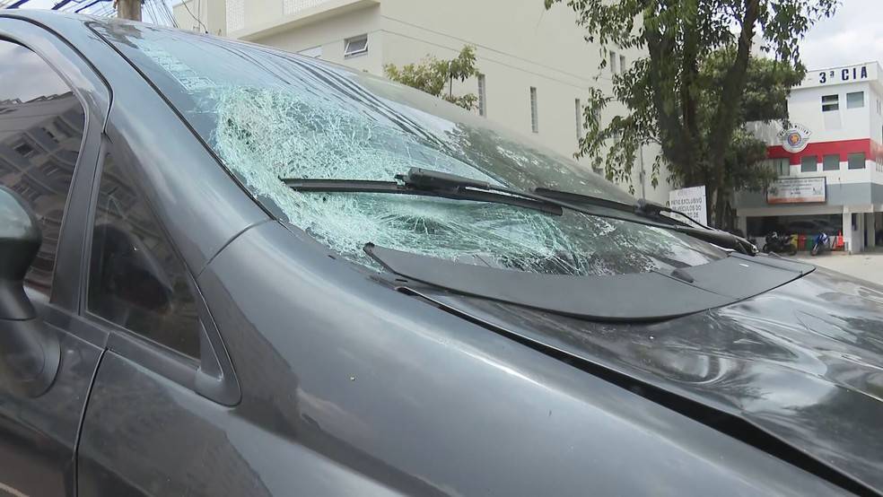 Motorista atropela idoso de 92 anos e foge na Vila Mariana