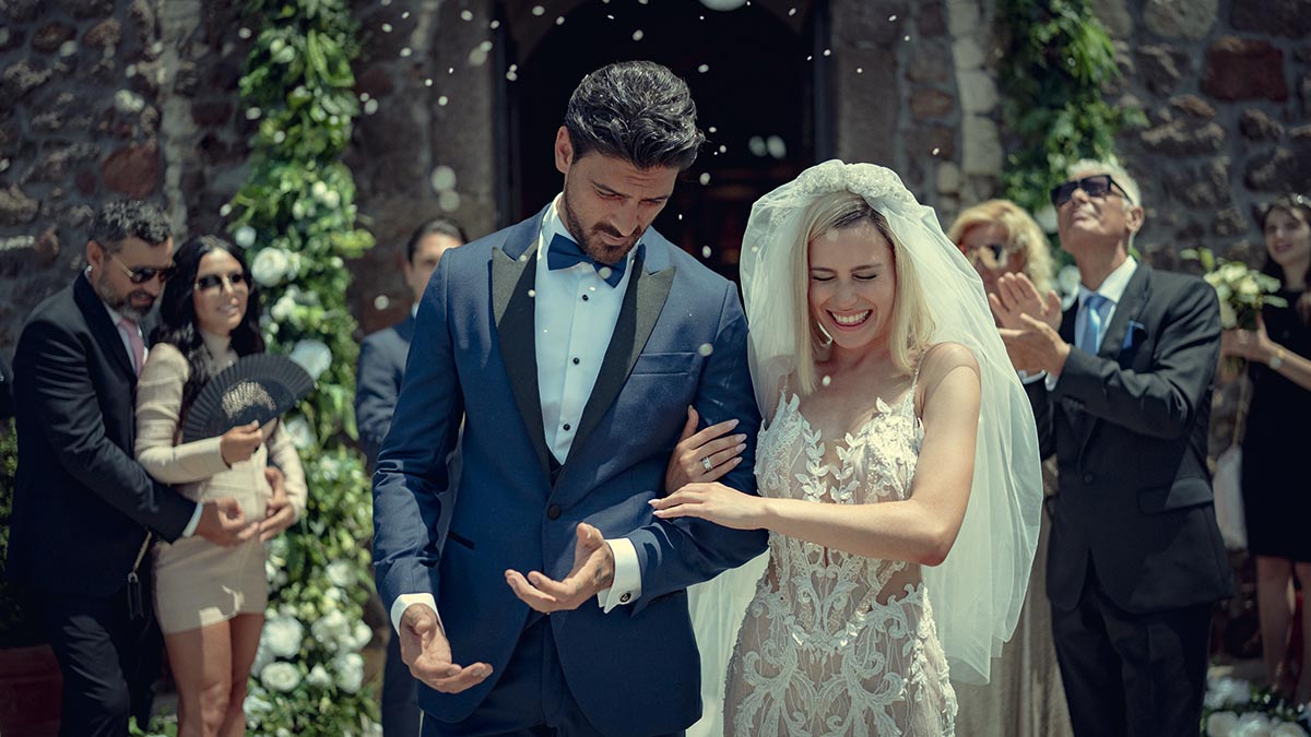 Um casal de noivos