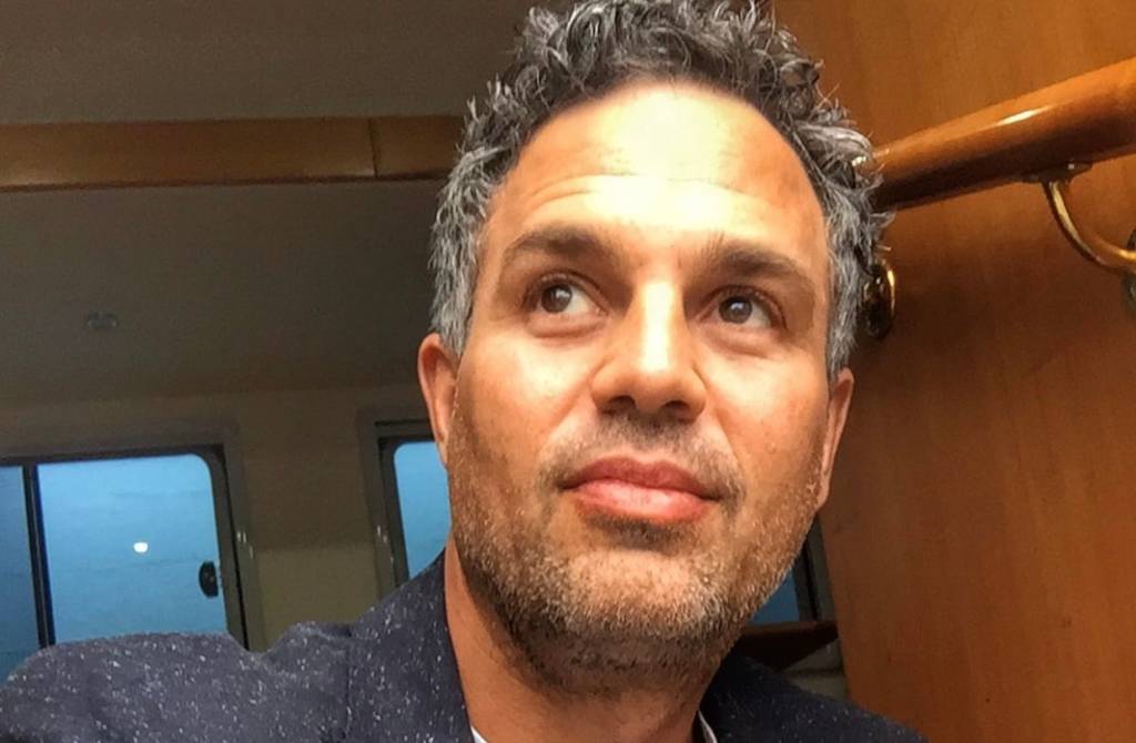 Mark Ruffalo, o Hulk da Marvel, convoca jovens do Brasil a votarem
