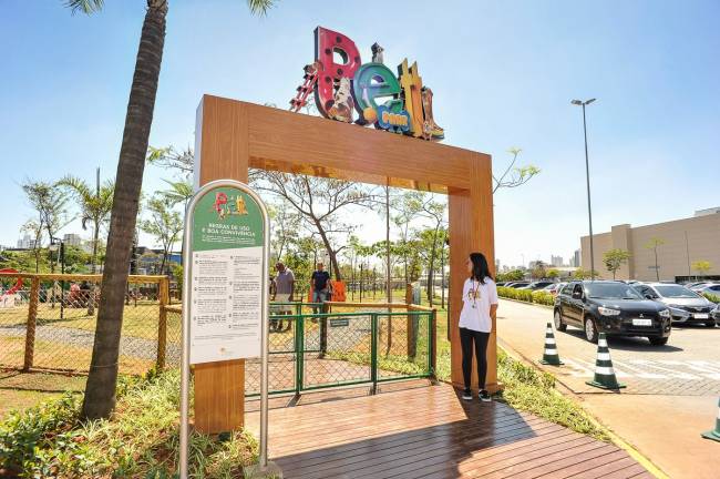 Fachada do Pet Park no Mooca Plaza