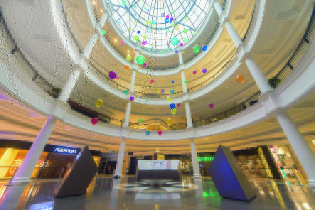 Shopping Pátio Higienópolis recebe instalação de balões de vidros
