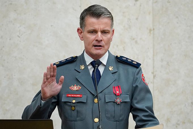 Major Palumbo toma posse como vereador na vaga de Faria de Sá