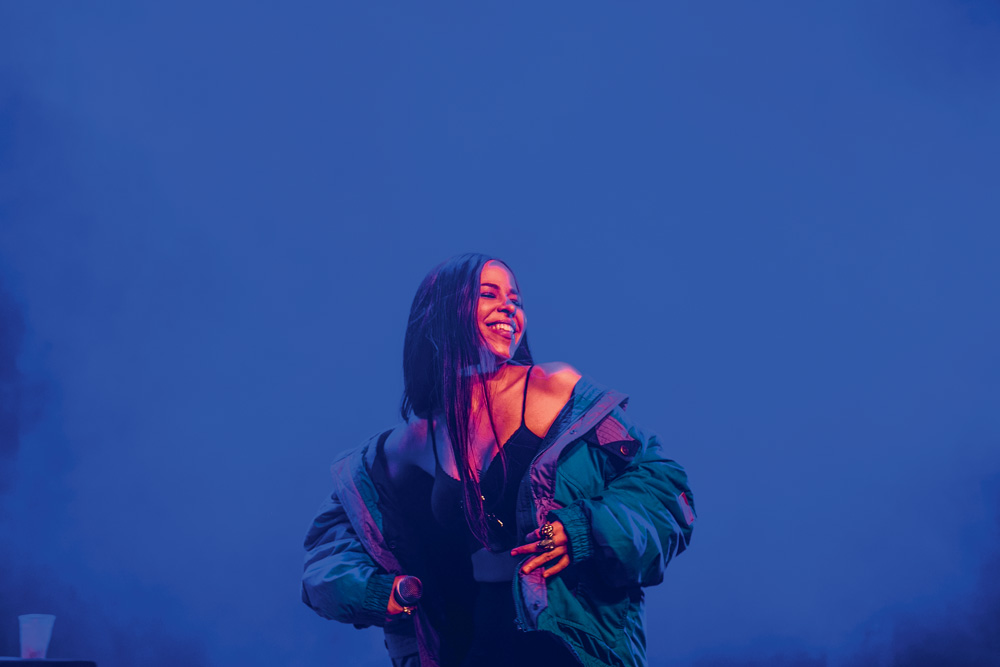 Flora Matos faz apresentação única na Audio na próxima sexta (24)