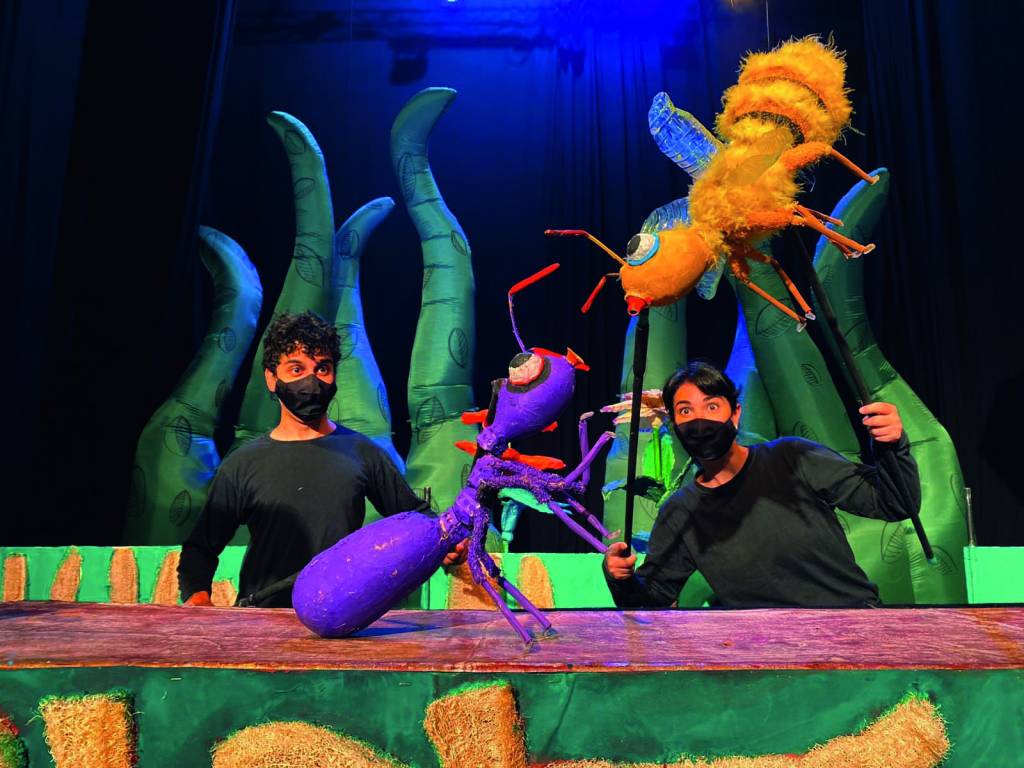 Cia. BuZum! faz setenta apresentações para a criançada no Catavento