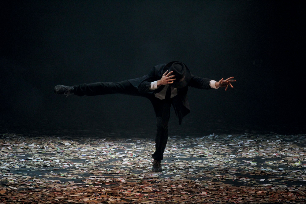 Espetáculo de dança homenageia Fernando Pessoa e seus heterônimos