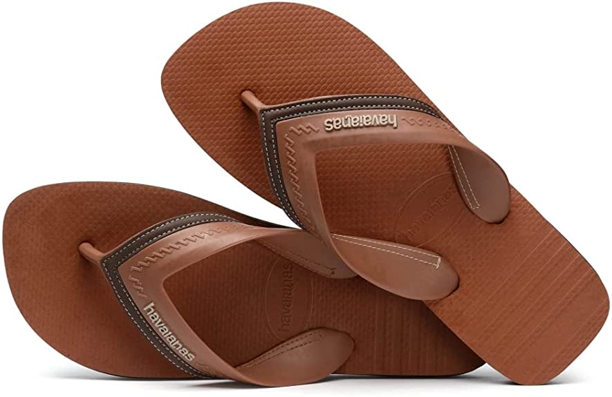 Par de chinelos Havaianas masculino e marrom