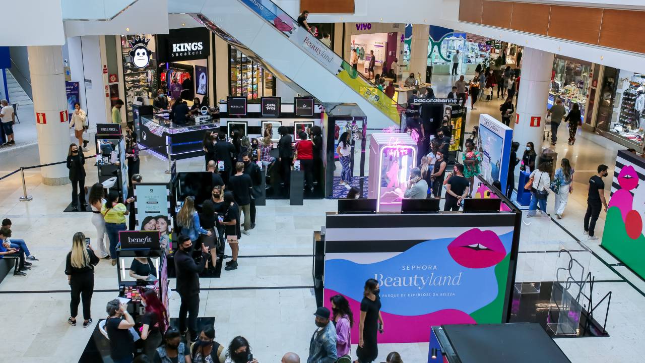 Estande da Beauty Land no shopping