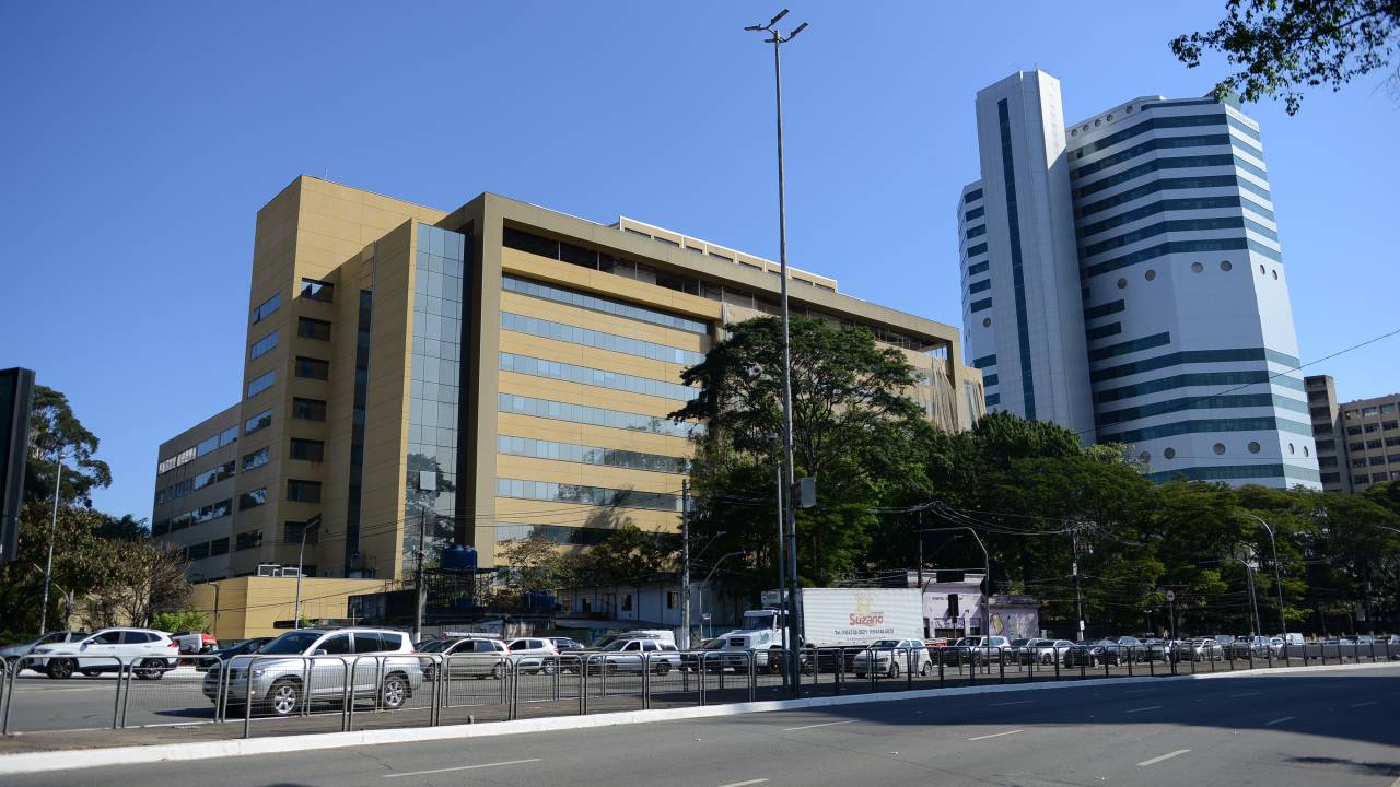 Demanda: Emílio Ribas tem recebido média de quarenta casos suspeitos por dia