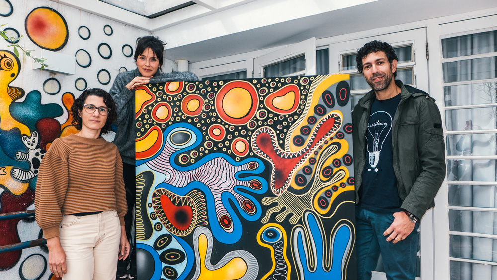 Chef Helena Rizzo pinta quadro e a tela é rifada em benefício de projeto social