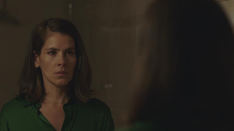 SBT estreia série polêmica sobre prostituição e vícios às tardes