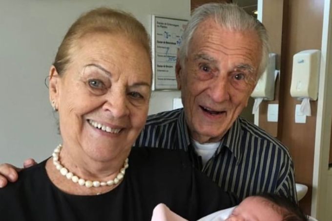 Morre viúva do humorista Orlando Drummond, conhecido como Seu Peru