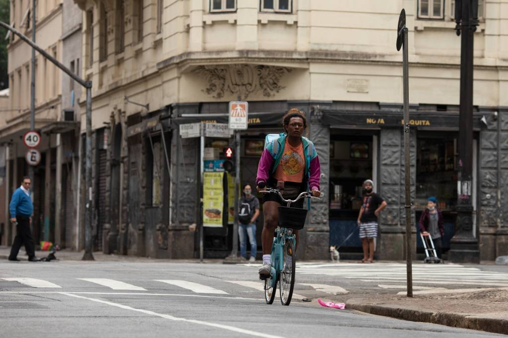 ‘Manhãs de Setembro’: “todo homofóbico precisa assistir à série”, diz Seu Jorge