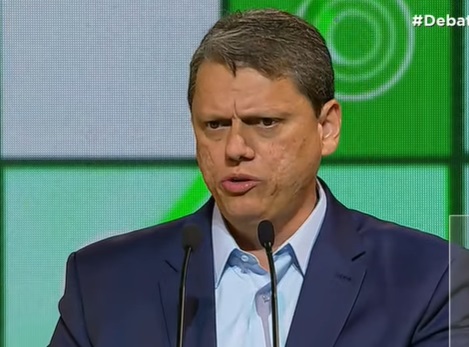 Tarcísio: “O servidor sabe a importância da vacina e não precisa obrigar”