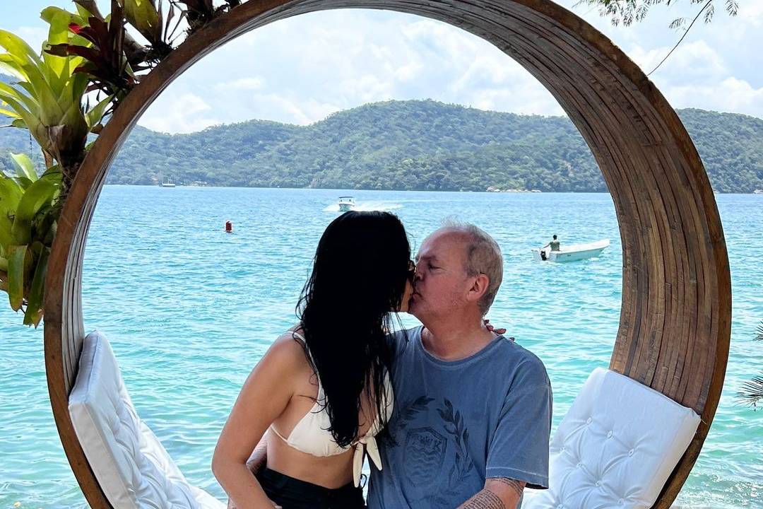 O diretor Jayme Monjardim e a nova namorada, Anne Marques