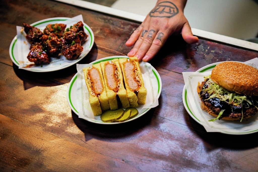 Cabana Burger lança sanduíches do chef Thiago Bañares