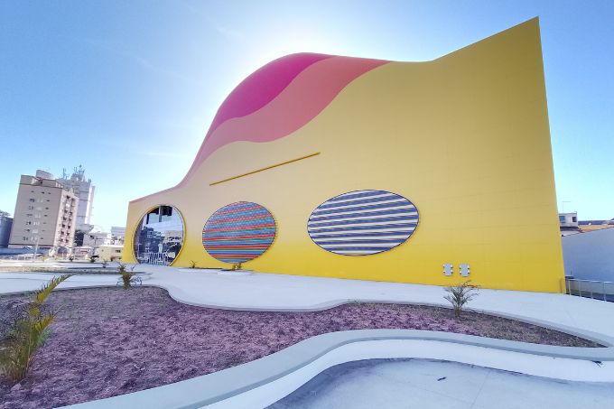 Maior complexo de arte e cultura projetado por Ruy Ohtake abre as portas