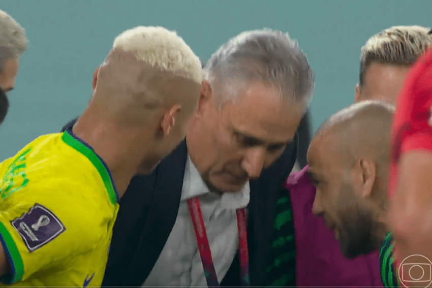 Tite viraliza ao fazer dança do pombo de Richarlison; veja memes