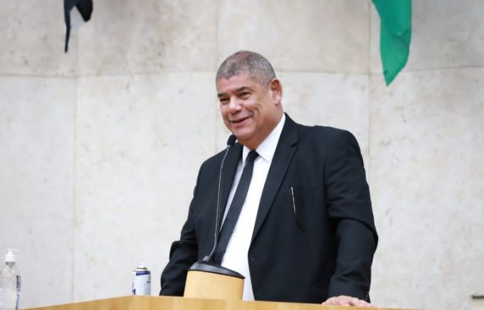 Solenidade marca início de terceiro mandato de Milton Leite na Câmara