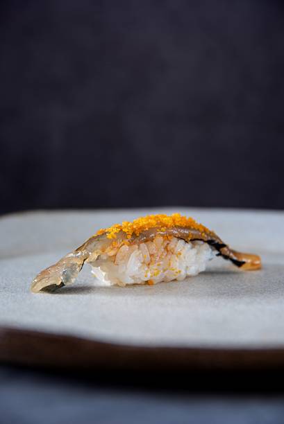 Linguado prensadona alga salpicado defarofinha de gema Linguado prensadona alga salpicado defarofinha de gema