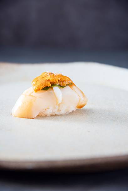 Vieira japonesa com ovas depeixe-voador Vieira japonesa com ovas depeixe-voador